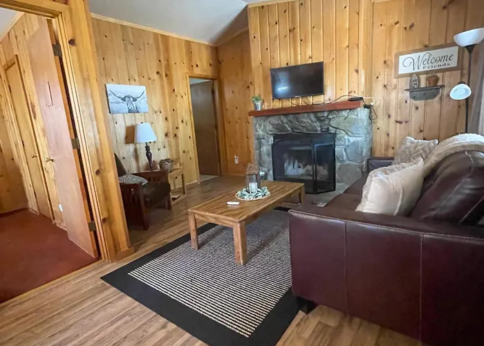 Lazy Oaks Inn 2*